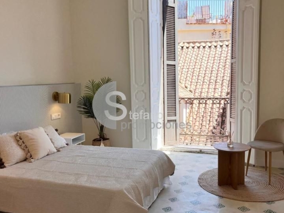 JOYA EN EDIFICIO HISTÓRICO LLENO DE ENCANTO Y LEGADO ARTÍSTICO EN EL CORAZÓN DE MÁLAGA. REF:65023