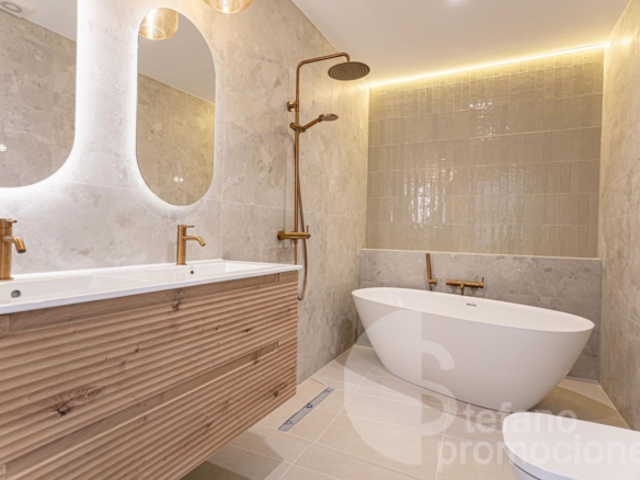 JOYA EN EDIFICIO HISTÓRICO LLENO DE ENCANTO Y LEGADO ARTÍSTICO EN EL CORAZÓN DE MÁLAGA. REF:65034