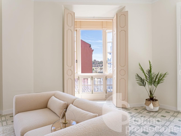 JOYA EN EDIFICIO HISTÓRICO LLENO DE ENCANTO Y LEGADO ARTÍSTICO EN EL CORAZÓN DE MÁLAGA. REF:65034