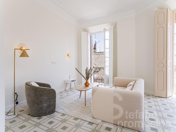 JOYA EN EDIFICIO HISTÓRICO LLENO DE ENCANTO Y LEGADO ARTÍSTICO EN EL CORAZÓN DE MÁLAGA. REF:65034