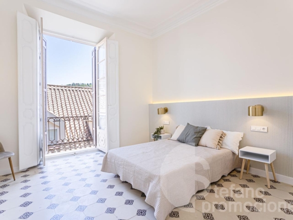 JOYA EN EDIFICIO HISTÓRICO LLENO DE ENCANTO Y LEGADO ARTÍSTICO EN EL CORAZÓN DE MÁLAGA. REF:65034
