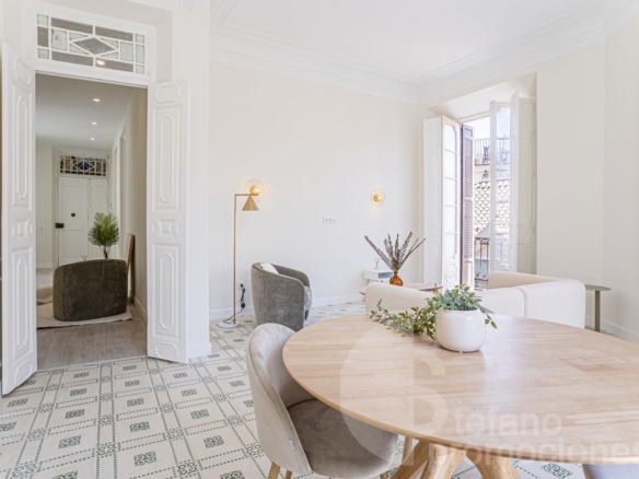 JOYA EN EDIFICIO HISTÓRICO LLENO DE ENCANTO Y LEGADO ARTÍSTICO EN EL CORAZÓN DE MÁLAGA. REF:65034