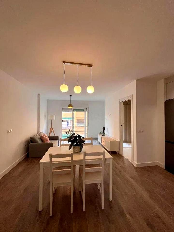 ¡DESCUBRE ESTE MODERNO ESTUDIO DE 47 METROS CUADRADOS EN EL CONSOLIDADO BARRIO DE LOS CASTILLEJOS, JUNTO A MARTÍNEZ MALDONADO! REF:65040