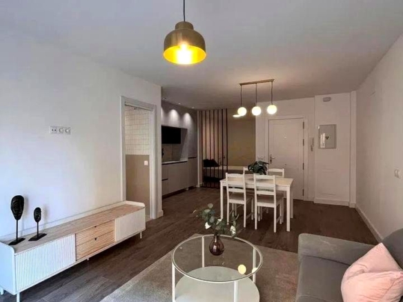¡DESCUBRE ESTE MODERNO ESTUDIO DE 47 METROS CUADRADOS EN EL CONSOLIDADO BARRIO DE LOS CASTILLEJOS, JUNTO A MARTÍNEZ MALDONADO! REF:65040