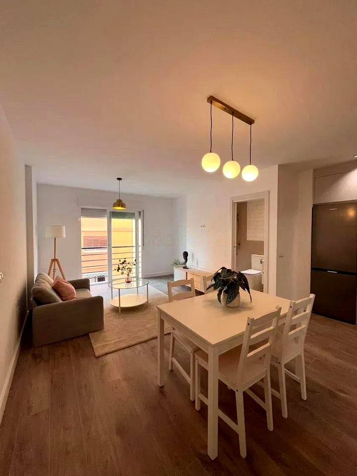 ¡DESCUBRE ESTE MODERNO ESTUDIO DE 47 METROS CUADRADOS EN EL CONSOLIDADO BARRIO DE LOS CASTILLEJOS, JUNTO A MARTÍNEZ MALDONADO! REF:65040