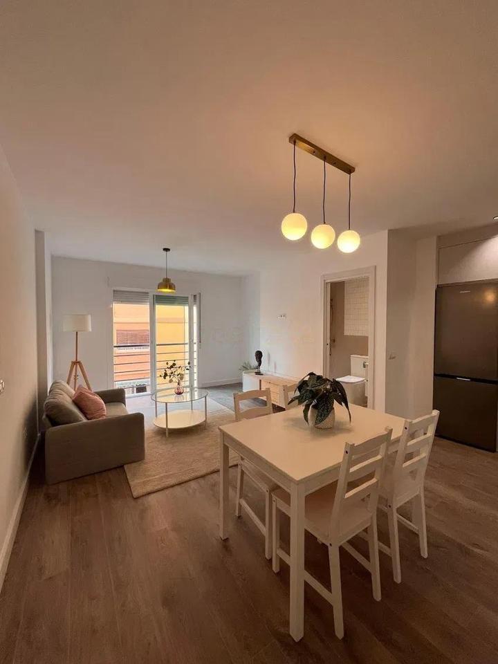 image_1573239_7.jpg ¡DESCUBRE ESTE MODERNO ESTUDIO DE 47 METROS CUADRADOS EN EL CONSOLIDADO BARRIO DE LOS CASTILLEJOS, JUNTO A MARTÍNEZ MALDONADO! REF:65039