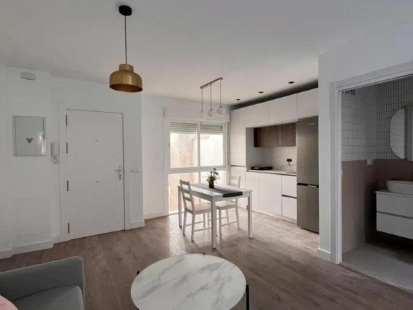 ¡DESCUBRE ESTE MODERNO ESTUDIO DE 47 METROS CUADRADOS EN EL CONSOLIDADO BARRIO DE LOS CASTILLEJOS, JUNTO A MARTÍNEZ MALDONADO! REF:65039
