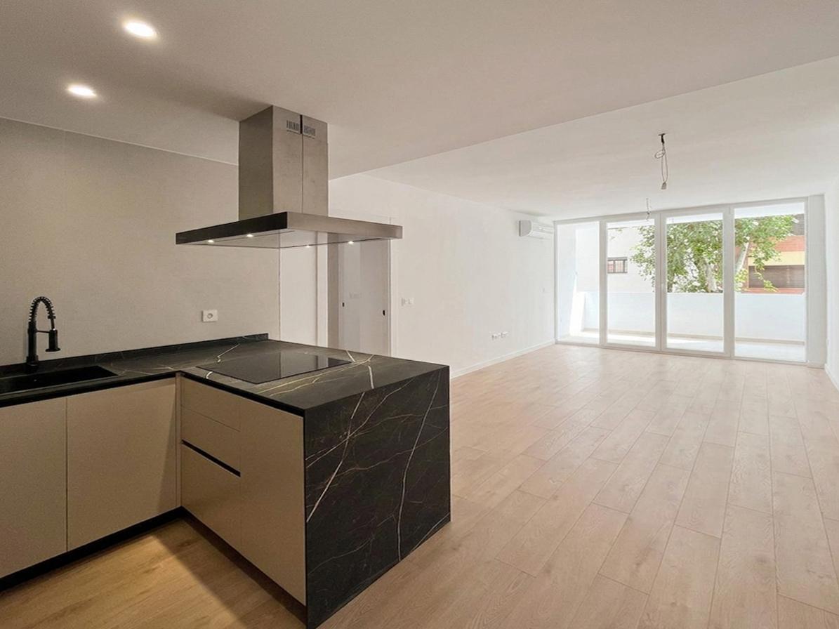 ¡MAGNÍFICO PISO DE 97 M² COMPLETAMENTE REFORMADO JUNTO AL PARQUE DEL OESTE! REF:65037