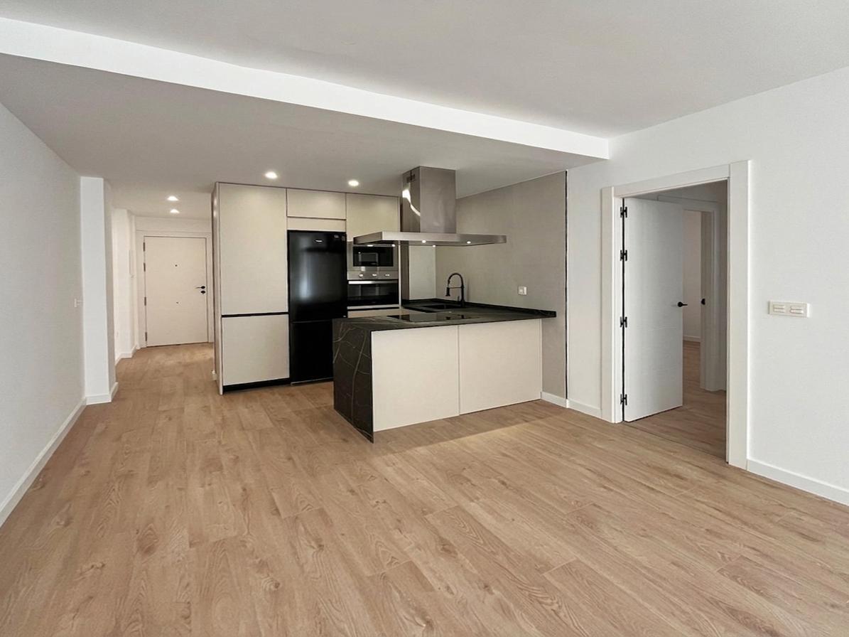 ¡MAGNÍFICO PISO DE 97 M² COMPLETAMENTE REFORMADO JUNTO AL PARQUE DEL OESTE! REF:65037
