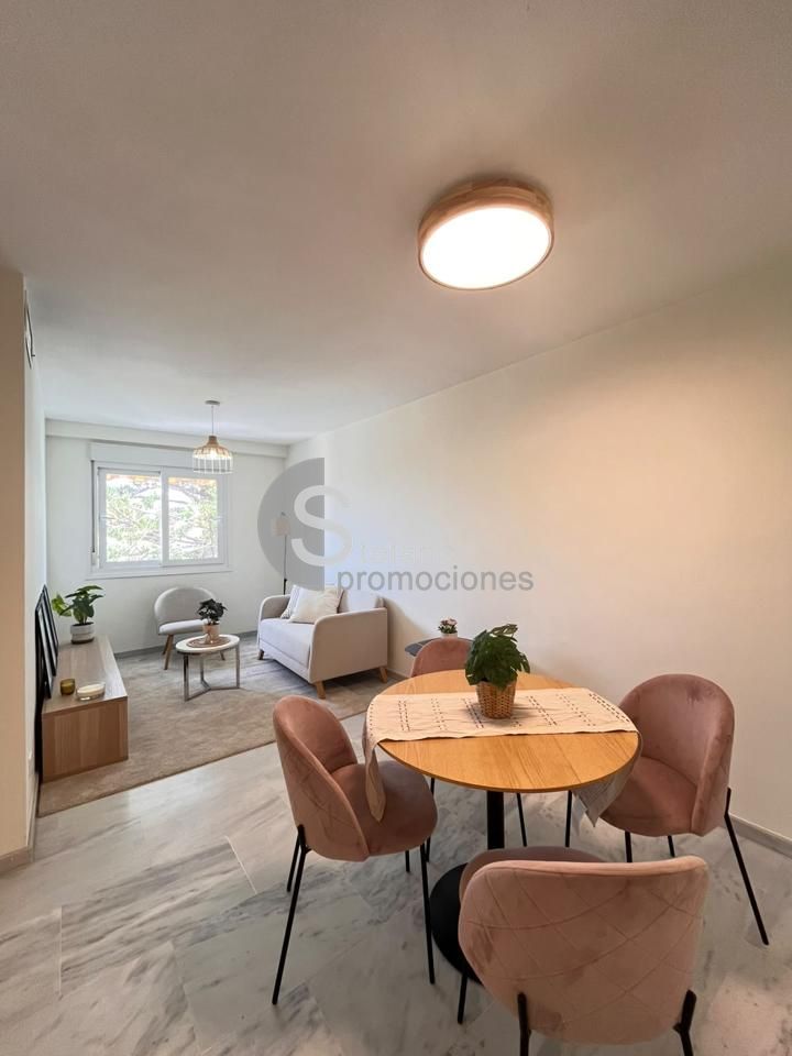 ¡ÁTICO CON MÁS DE 60 M² DE TERRAZAS PRIVADAS Y PLAZA DE GARAJE EN RINCÓN DE LA VICTORIA! UBICADO EN UNA CUARTA PLANTA CON ASCENSOR Y DENTRO DE UNA PR REF:65059