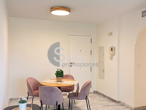 ¡ÁTICO CON MÁS DE 60 M² DE TERRAZAS PRIVADAS Y PLAZA DE GARAJE EN RINCÓN DE LA VICTORIA! UBICADO EN UNA CUARTA PLANTA CON ASCENSOR Y DENTRO DE UNA PR REF:65059