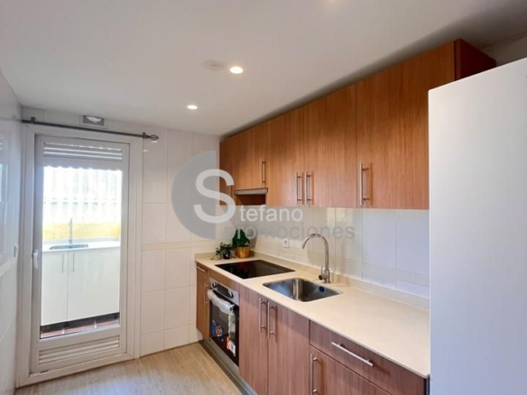 ¡ÁTICO CON MÁS DE 60 M² DE TERRAZAS PRIVADAS Y PLAZA DE GARAJE EN RINCÓN DE LA VICTORIA! UBICADO EN UNA CUARTA PLANTA CON ASCENSOR Y DENTRO DE UNA PR REF:65059