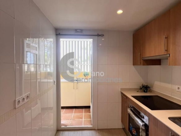 ¡ÁTICO CON MÁS DE 60 M² DE TERRAZAS PRIVADAS Y PLAZA DE GARAJE EN RINCÓN DE LA VICTORIA! UBICADO EN UNA CUARTA PLANTA CON ASCENSOR Y DENTRO DE UNA PR REF:65059