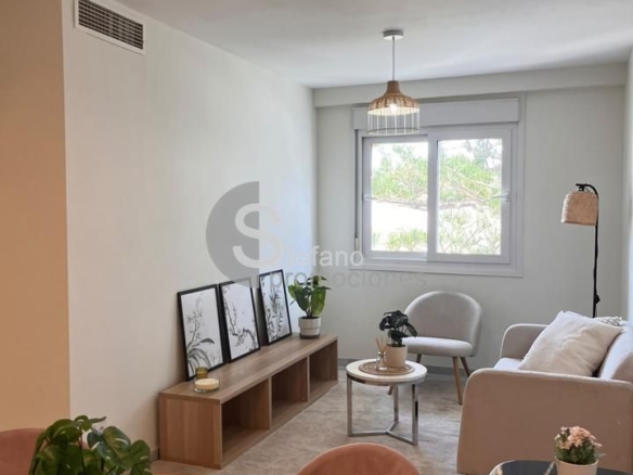 ¡ÁTICO CON MÁS DE 60 M² DE TERRAZAS PRIVADAS Y PLAZA DE GARAJE EN RINCÓN DE LA VICTORIA! UBICADO EN UNA CUARTA PLANTA CON ASCENSOR Y DENTRO DE UNA PR REF:65059