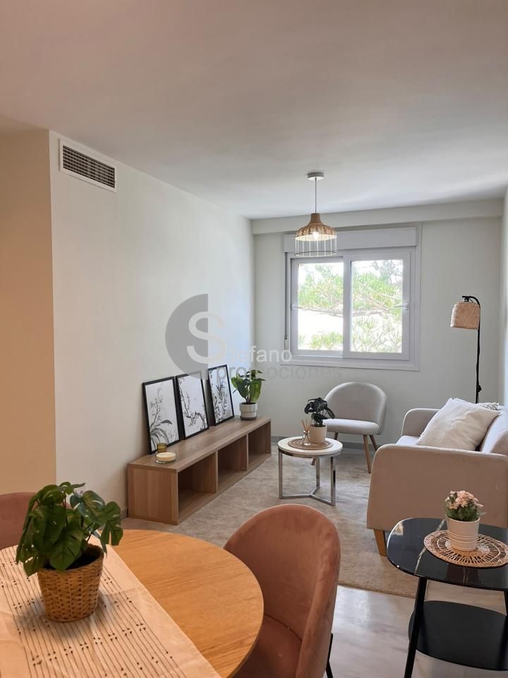 ¡ÁTICO CON MÁS DE 60 M² DE TERRAZAS PRIVADAS Y PLAZA DE GARAJE EN RINCÓN DE LA VICTORIA! UBICADO EN UNA CUARTA PLANTA CON ASCENSOR Y DENTRO DE UNA PR REF:65059