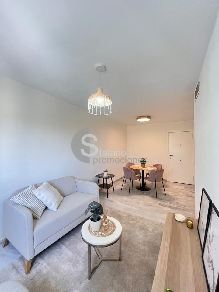 ¡ÁTICO CON MÁS DE 60 M² DE TERRAZAS PRIVADAS Y PLAZA DE GARAJE EN RINCÓN DE LA VICTORIA! UBICADO EN UNA CUARTA PLANTA CON ASCENSOR Y DENTRO DE UNA PR REF:65059