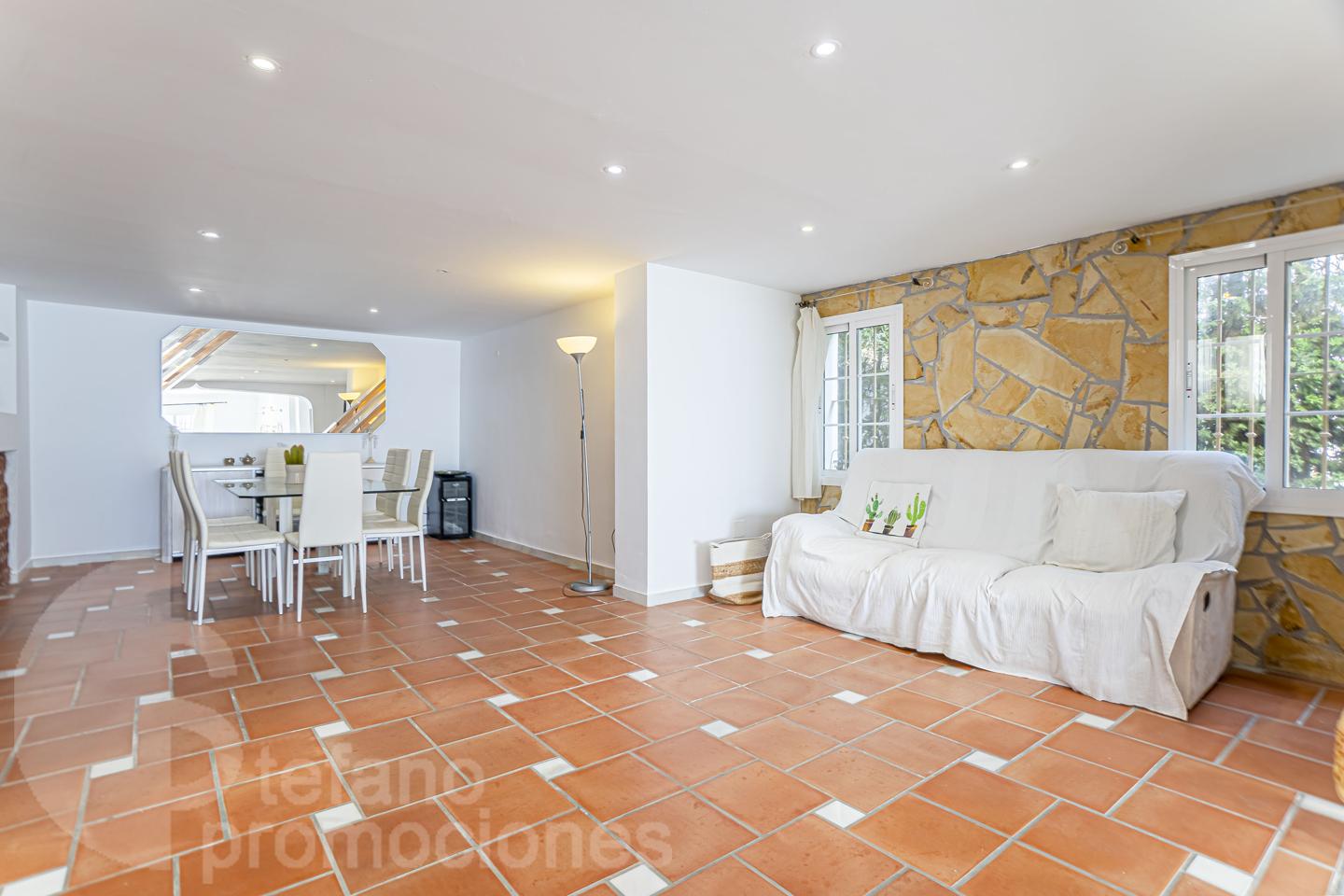 image_1572114_36.jpg Chalet on sale in Torre de Benagalbón REF:64329