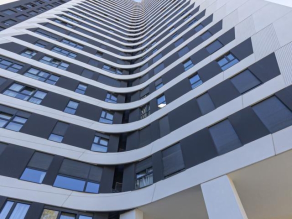 TU VIVIENDA EN LA PRIMERA TORRE EMBLEMÁTICA DE MÁLAGA. ALTAS  CALIDADES , DISEÑO Y PRESTACIONES ÚNICAS, CON UNA CUIDADA ESTÉTICA, REF:65065