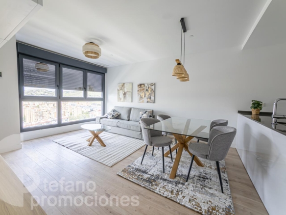 TU VIVIENDA EN LA PRIMERA TORRE EMBLEMÁTICA DE MÁLAGA. ALTAS  CALIDADES , DISEÑO Y PRESTACIONES ÚNICAS, CON UNA CUIDADA ESTÉTICA, REF:65065