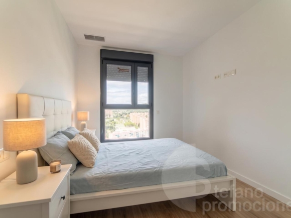 TU VIVIENDA EN LA PRIMERA TORRE EMBLEMÁTICA DE MÁLAGA. ALTAS  CALIDADES , DISEÑO Y PRESTACIONES ÚNICAS, CON UNA CUIDADA ESTÉTICA, REF:65065