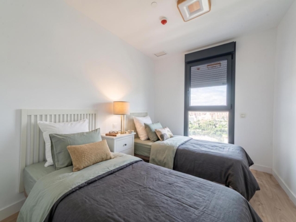 TU VIVIENDA EN LA PRIMERA TORRE EMBLEMÁTICA DE MÁLAGA. ALTAS  CALIDADES , DISEÑO Y PRESTACIONES ÚNICAS, CON UNA CUIDADA ESTÉTICA, REF:65065