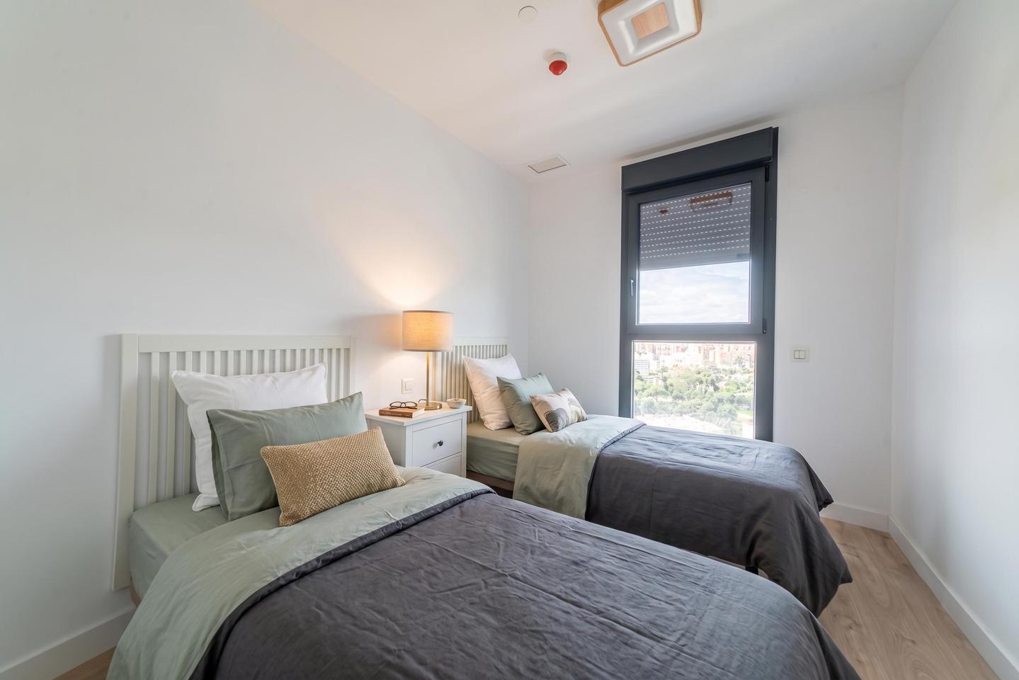 TU VIVIENDA EN LA PRIMERA TORRE EMBLEMÁTICA DE MÁLAGA. ALTAS  CALIDADES , DISEÑO Y PRESTACIONES ÚNICAS, CON UNA CUIDADA ESTÉTICA, REF:65065