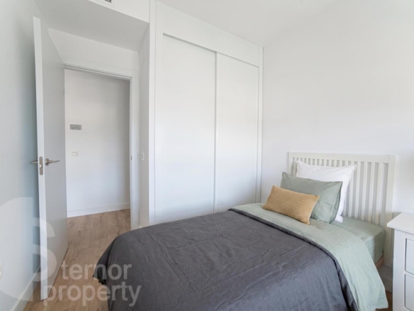 TU VIVIENDA EN LA PRIMERA TORRE EMBLEMÁTICA DE MÁLAGA. ALTAS  CALIDADES , DISEÑO Y PRESTACIONES ÚNICAS, CON UNA CUIDADA ESTÉTICA, REF:65065