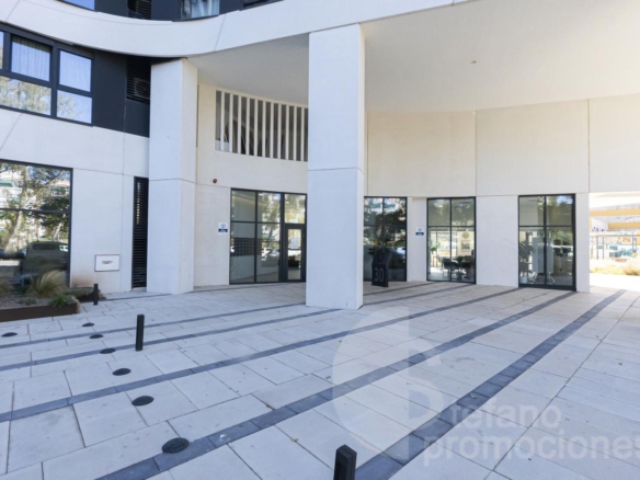 TU VIVIENDA EN LA PRIMERA TORRE EMBLEMÁTICA DE MÁLAGA. ALTAS  CALIDADES , DISEÑO Y PRESTACIONES ÚNICAS, CON UNA CUIDADA ESTÉTICA, REF:65065