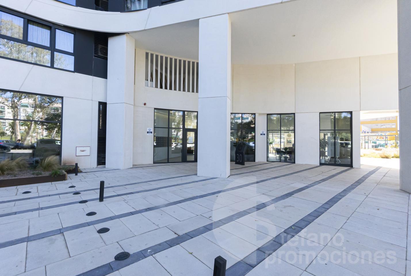 TU VIVIENDA EN LA PRIMERA TORRE EMBLEMÁTICA DE MÁLAGA. ALTAS  CALIDADES , DISEÑO Y PRESTACIONES ÚNICAS, CON UNA CUIDADA ESTÉTICA, REF:65065