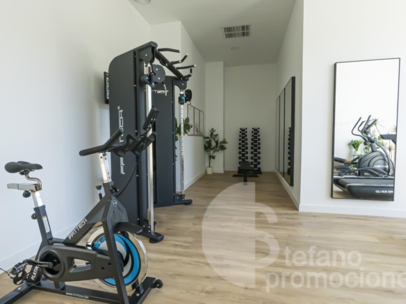 TU VIVIENDA EN LA PRIMERA TORRE EMBLEMÁTICA DE MÁLAGA. ALTAS  CALIDADES , DISEÑO Y PRESTACIONES ÚNICAS, CON UNA CUIDADA ESTÉTICA, REF:65065