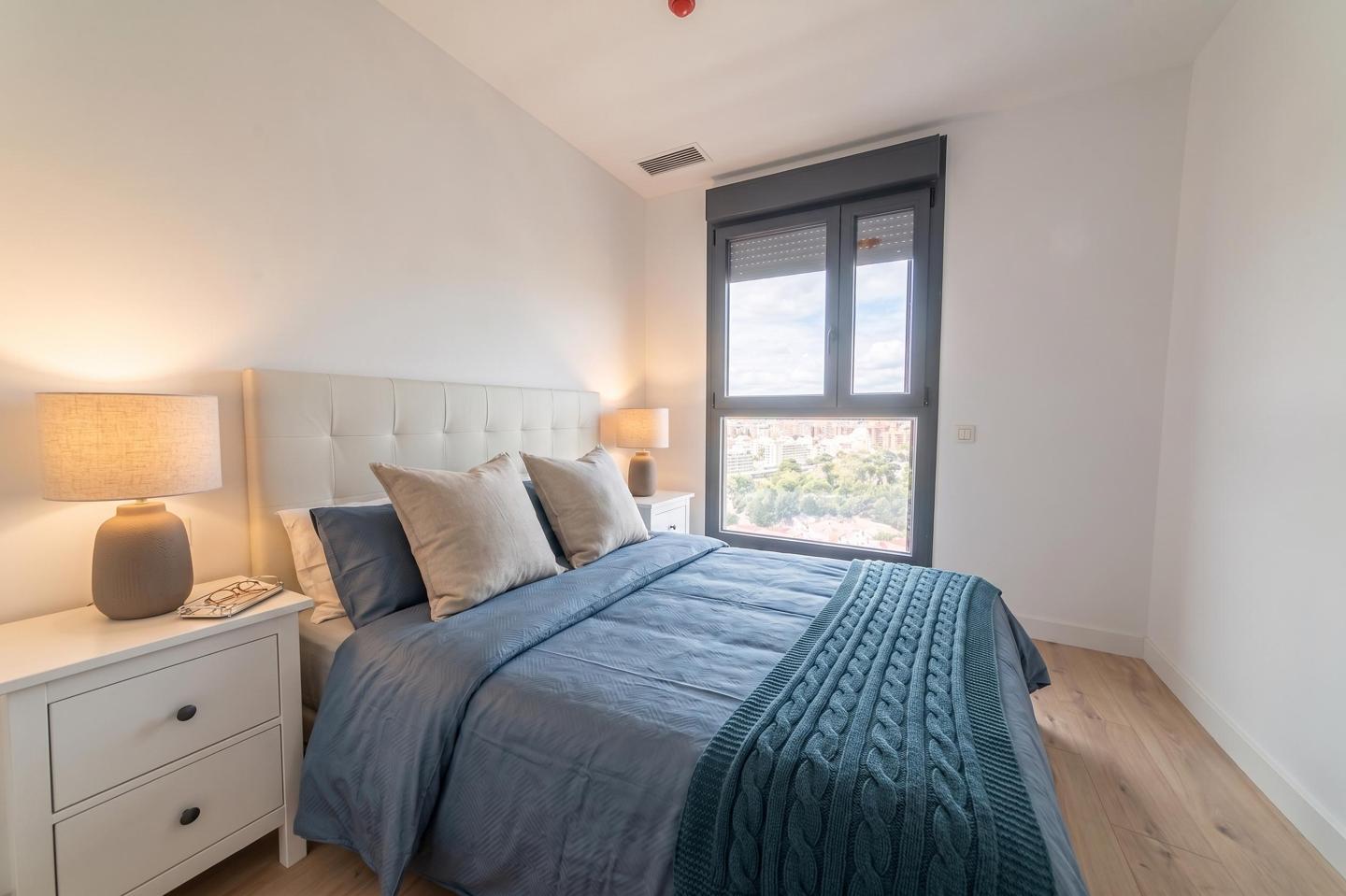 TU VIVIENDA EN LA PRIMERA TORRE EMBLEMÁTICA DE MÁLAGA. ALTAS  CALIDADES , DISEÑO Y PRESTACIONES ÚNICAS, CON UNA CUIDADA ESTÉTICA, REF:65065