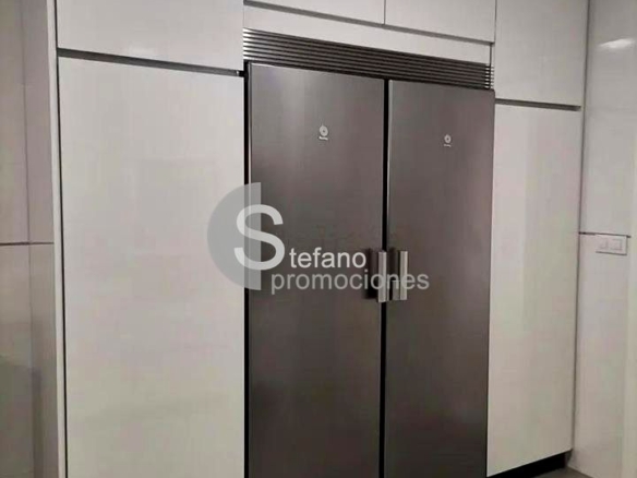 PISO LUMINOSO CON IMPRESIONANTES VISTAS DESPEJADAS A LA BAHÍA DE MÁLAGA Y AL MONTE, CON REFORMA INTEGRAL REF:64888