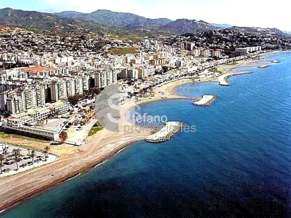 PISO LUMINOSO CON IMPRESIONANTES VISTAS DESPEJADAS A LA BAHÍA DE MÁLAGA Y AL MONTE, CON REFORMA INTEGRAL REF:64888