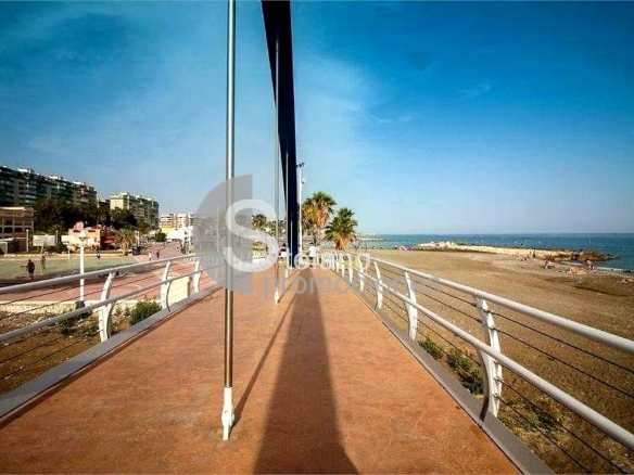 PISO LUMINOSO CON IMPRESIONANTES VISTAS DESPEJADAS A LA BAHÍA DE MÁLAGA Y AL MONTE, CON REFORMA INTEGRAL REF:64888