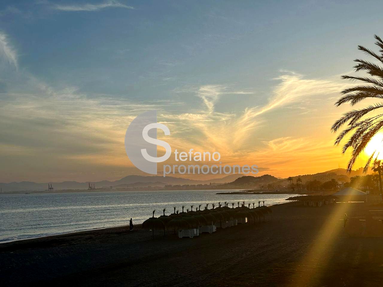 image_1573427_9.jpg PISO LUMINOSO CON IMPRESIONANTES VISTAS DESPEJADAS A LA BAHÍA DE MÁLAGA Y AL MONTE, CON REFORMA INTEGRAL REF:64888