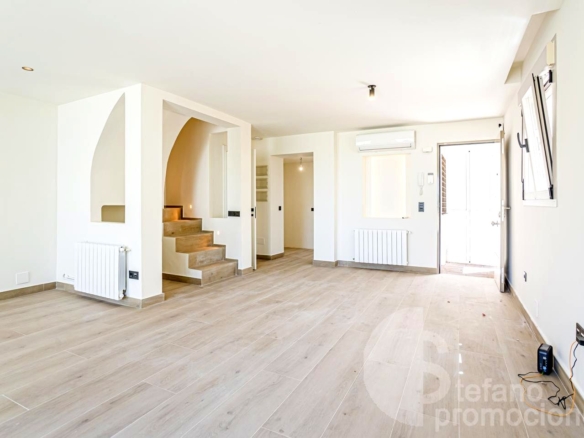 EXCLUSIVIDAD , Y ELEGANCIA, EN CERRADO DE CALDERÓN, DESCUBRE ESTE ENCANTADOR  CHALET PAREADO, COMPLETAMENTE REFORMADO A ESTRENAR REF:64887