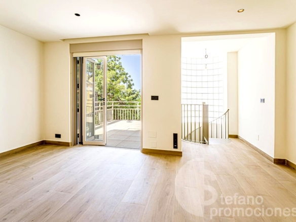 EXCLUSIVIDAD , Y ELEGANCIA, EN CERRADO DE CALDERÓN, DESCUBRE ESTE ENCANTADOR  CHALET PAREADO, COMPLETAMENTE REFORMADO A ESTRENAR REF:64887