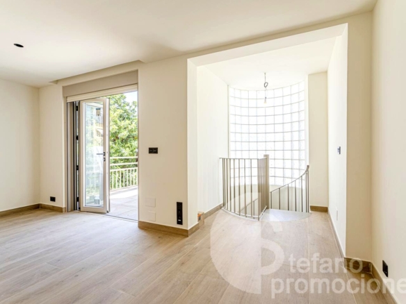 EXCLUSIVIDAD , Y ELEGANCIA, EN CERRADO DE CALDERÓN, DESCUBRE ESTE ENCANTADOR  CHALET PAREADO, COMPLETAMENTE REFORMADO A ESTRENAR REF:64887