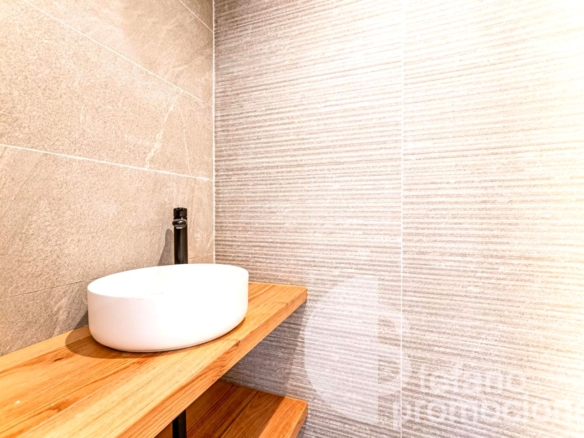 EXCLUSIVIDAD , Y ELEGANCIA, EN CERRADO DE CALDERÓN, DESCUBRE ESTE ENCANTADOR  CHALET PAREADO, COMPLETAMENTE REFORMADO A ESTRENAR REF:64887