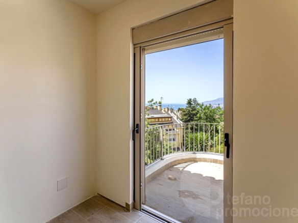 EXCLUSIVIDAD , Y ELEGANCIA, EN CERRADO DE CALDERÓN, DESCUBRE ESTE ENCANTADOR  CHALET PAREADO, COMPLETAMENTE REFORMADO A ESTRENAR REF:64887