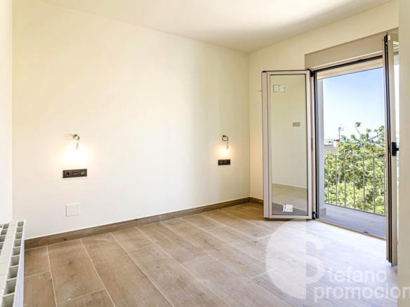 EXCLUSIVIDAD , Y ELEGANCIA, EN CERRADO DE CALDERÓN, DESCUBRE ESTE ENCANTADOR  CHALET PAREADO, COMPLETAMENTE REFORMADO A ESTRENAR REF:64887