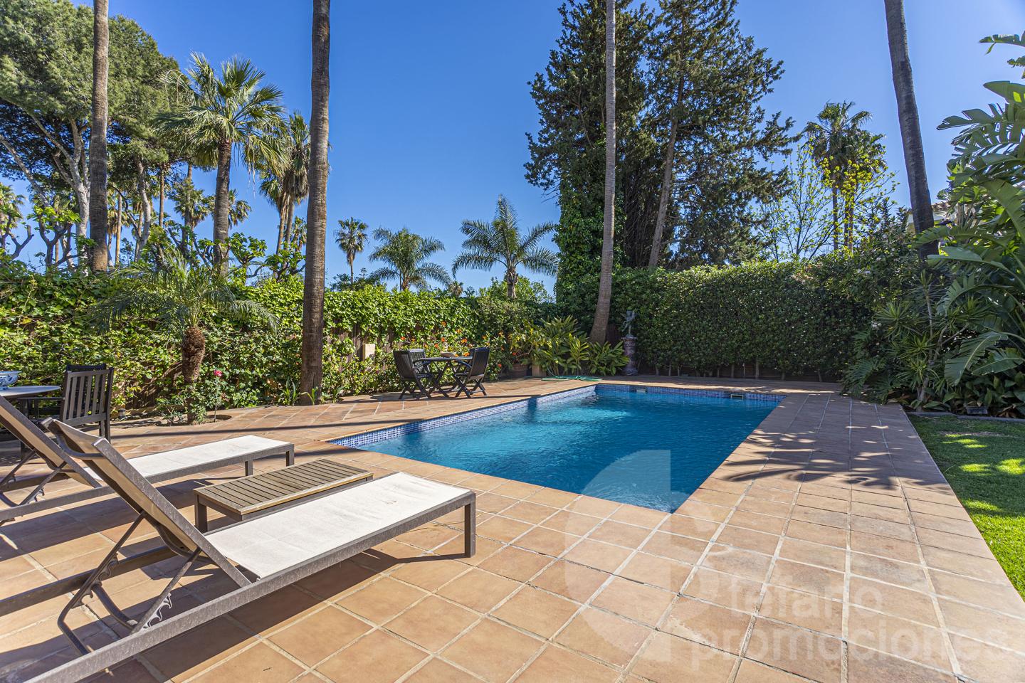 image_1573554_1.jpg Chalet on sale in Málaga REF:64801