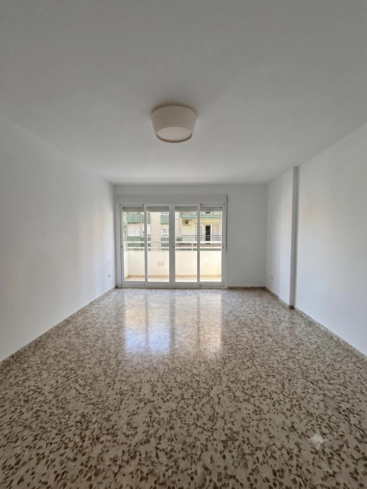 ¡VIVE A UN PASO DEL MAR EN EL CORAZÓN DE ECHEVERRÍA DE EL PALO! REF:64726