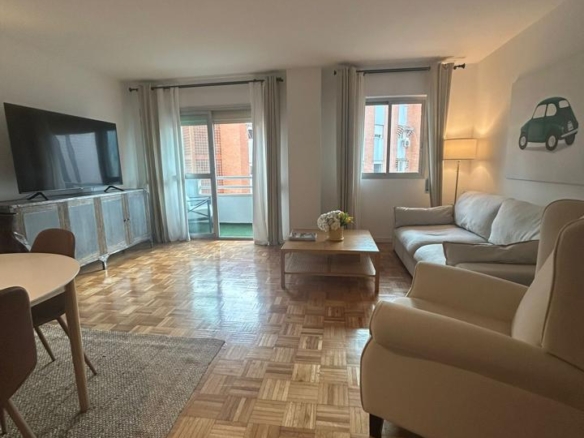 DESCUBRE UN ESTILO DE VIDA EXCLUSIVO EN EL CORAZÓN DE MÁLAGA: ESPECTACULAR VIVIENDA EN UN EDIFICIO EMBLEMÁTICO 5 ESTRELLAS, REF:64610