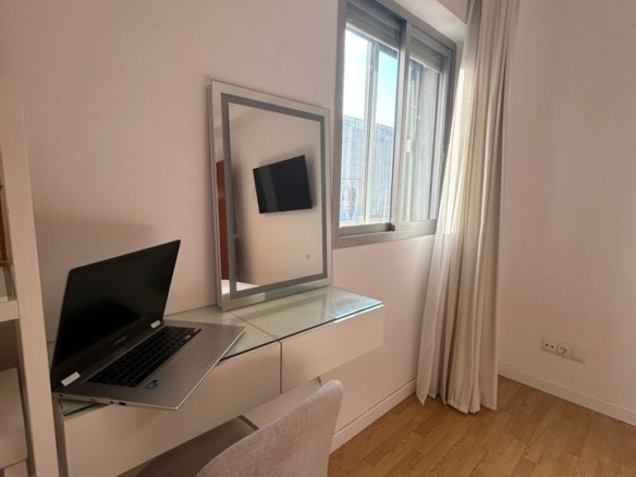 DESCUBRE UN ESTILO DE VIDA EXCLUSIVO EN EL CORAZÓN DE MÁLAGA: ESPECTACULAR VIVIENDA EN UN EDIFICIO EMBLEMÁTICO 5 ESTRELLAS, REF:64610