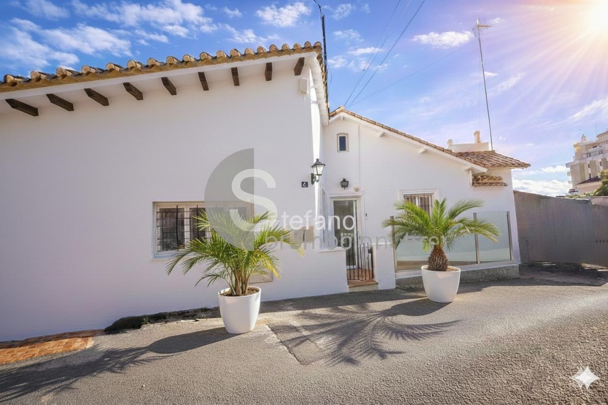 image_1573800_0.jpg Chalet on sale in Málaga REF:64336