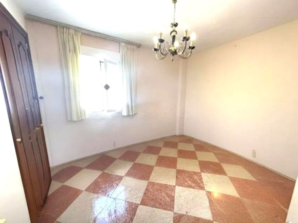 ¡VIVE EN EL CORAZÓN DE MÁLAGA! PISO DE 100M² CON PARKING PRIVADO, 4 DORMITORIOS CON ARMARIOS EMPOTRADOS, 2 BAÑOS COMPLETOS REF:6332