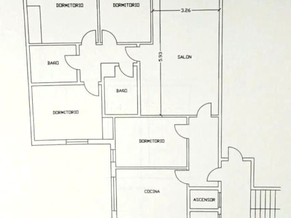 ¡VIVE EN EL CORAZÓN DE MÁLAGA! PISO DE 100M² CON PARKING PRIVADO, 4 DORMITORIOS CON ARMARIOS EMPOTRADOS, 2 BAÑOS COMPLETOS REF:6332