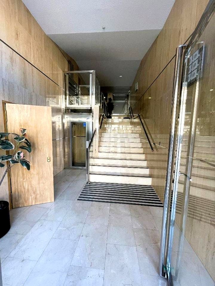 image_1573966_27.jpg ¡VIVE EN EL CORAZÓN DE MÁLAGA! PISO DE 100M² CON PARKING PRIVADO, 4 DORMITORIOS CON ARMARIOS EMPOTRADOS, 2 BAÑOS COMPLETOS REF:6332