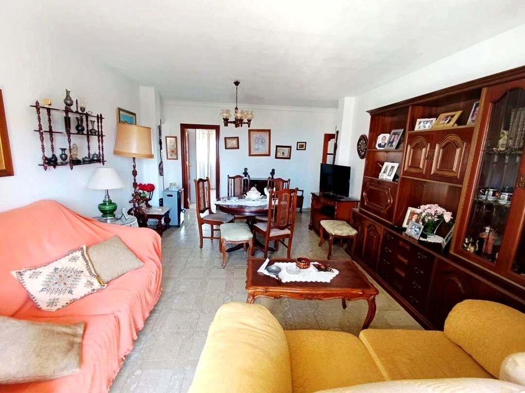 image_1574027_1.jpg TU REFUGIO DE LUZ Y MAR! EXCLUSIVO, CON VISTAS PANORÁMICAS AL MAR Y LA MONTAÑA, TERRAZA Y GARAJE. REF:65080